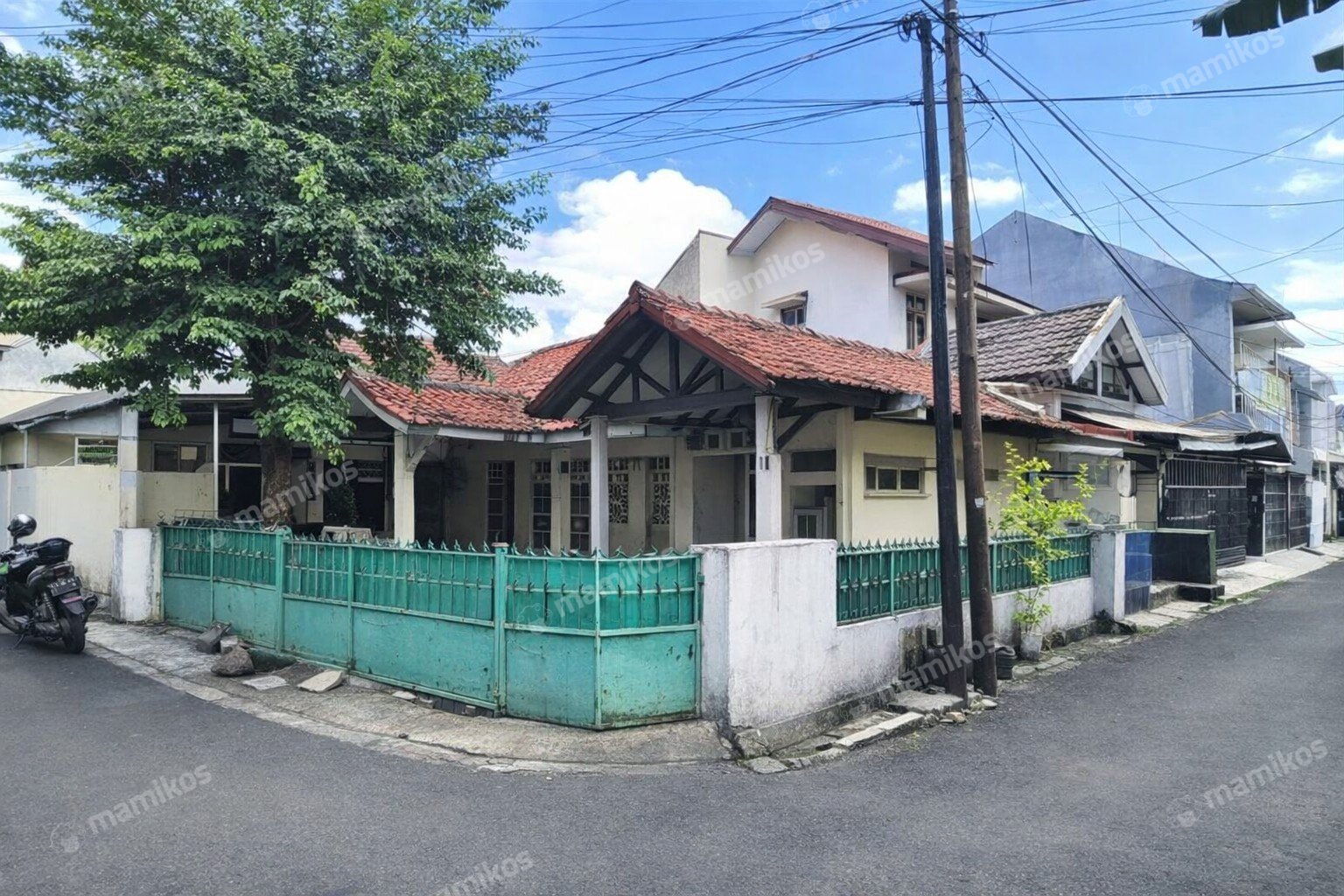 Rumah Sertifikat SHM 3 Kamar Tidur 3 Kamar Mandi Rawamangun Jakarta Timur