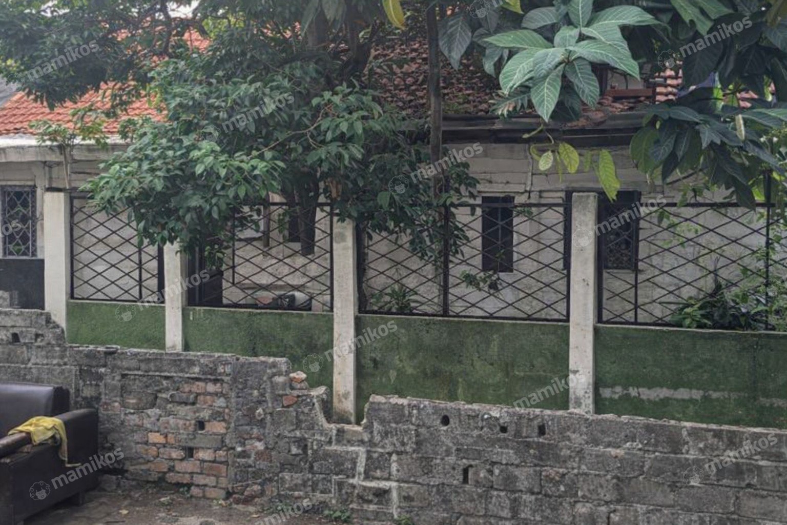 Rumah Sertifikat SHM 5 Kamar Tidur 3 Kamar Mandi Gandaria Jakarta Selatan