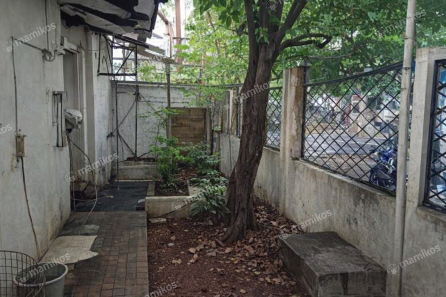 Rumah Sertifikat SHM 5 Kamar Tidur 3 Kamar Mandi Gandaria Jakarta Selatan - Photo 2