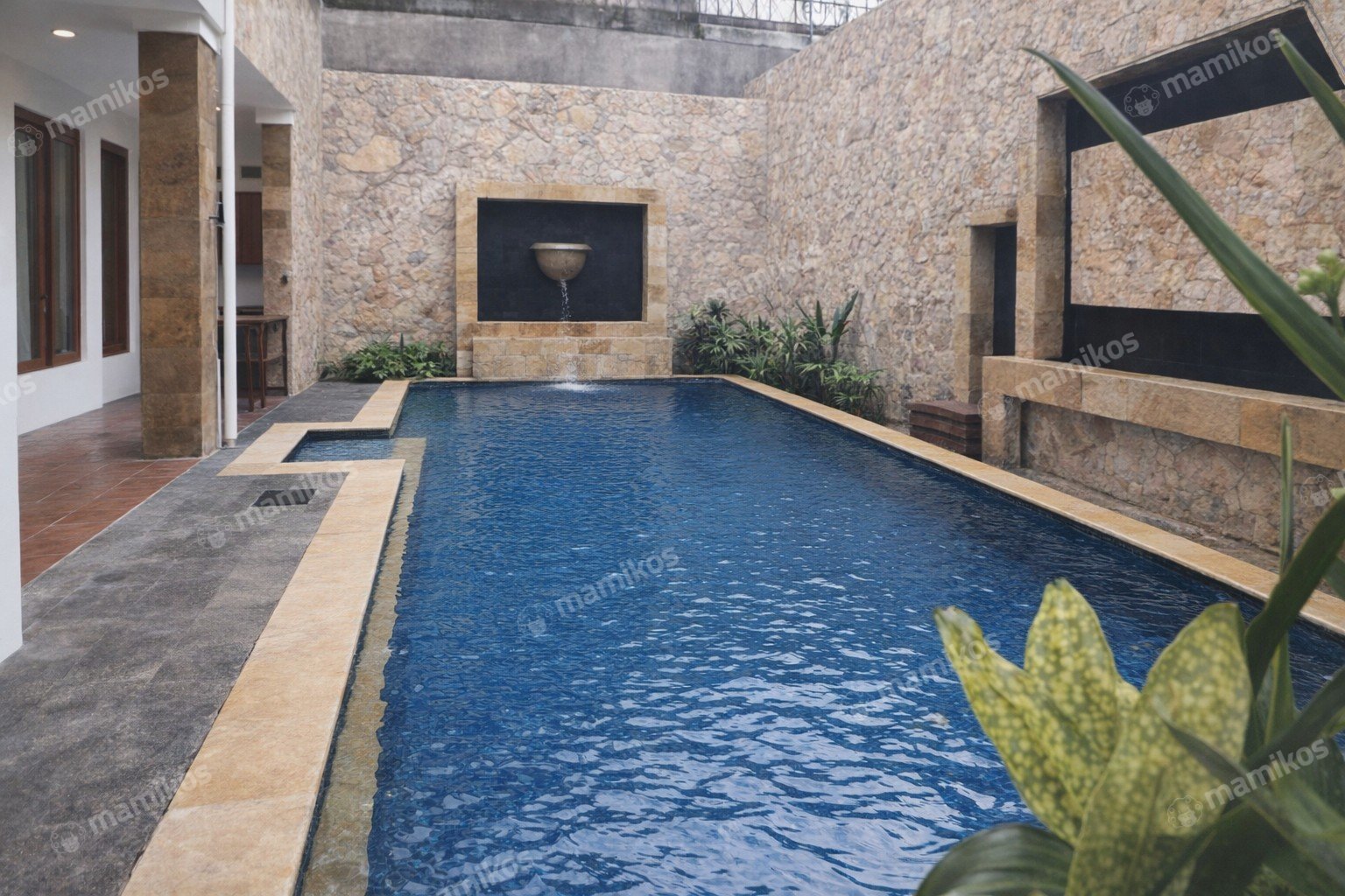 Rumah Sertifikat SHM 5 Kamar Tidur 5 Kamar Mandi Cipete Jakarta Selatan - Photo 3