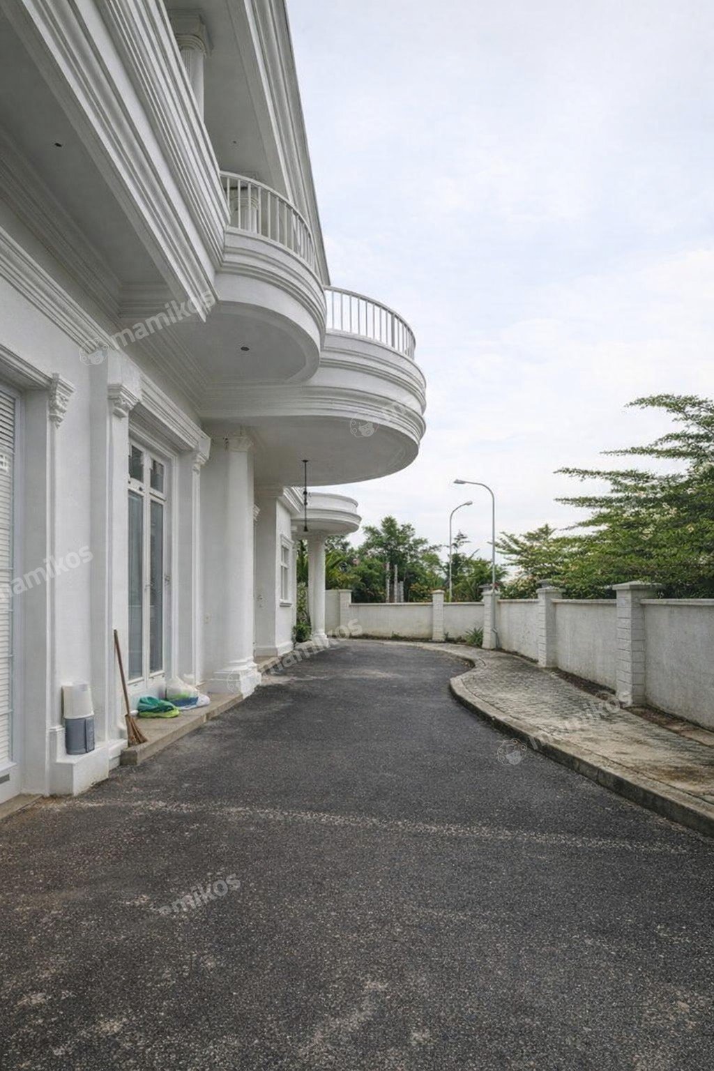 Rumah Sertifikat SHM 5 Kamar Tidur 4 Kamar Mandi Kebon Jeruk Jakarta Barat - Photo 4