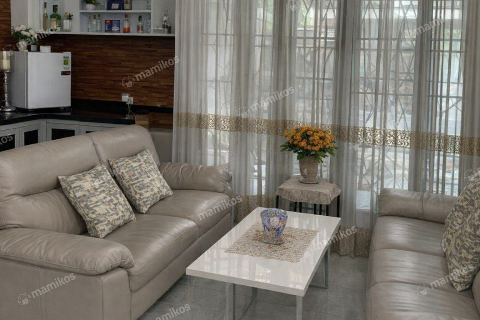 Rumah Sertifikat SHM 6 Kamar Tidur 5 Kamar Mandi Joglo Jakarta Barat