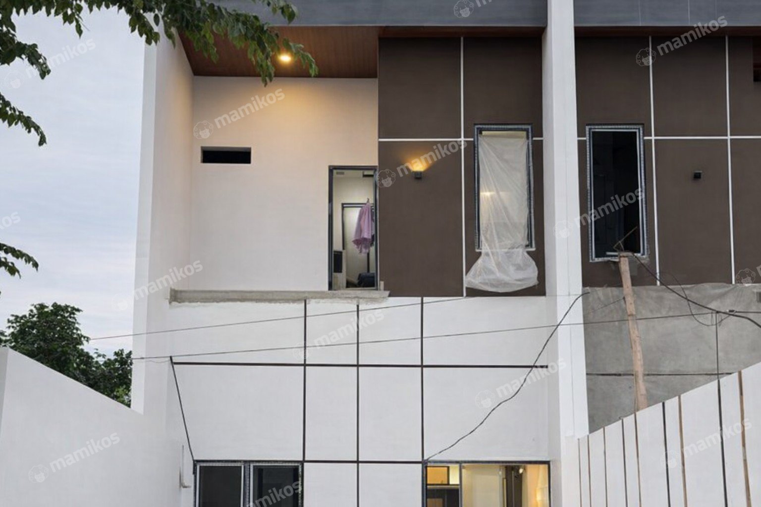Rumah Sertifikat SHM 3 Kamar Tidur 3 Kamar Mandi Meruya Jakarta Barat