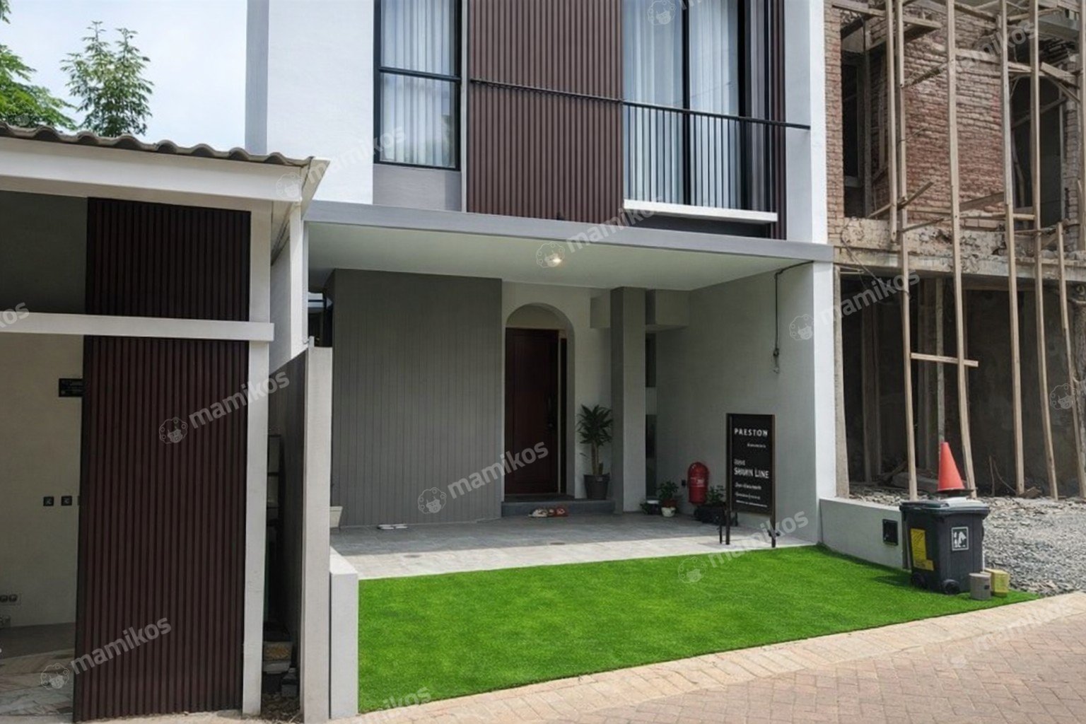 Rumah Sertifikat SHM 4 Kamar Tidur 3 Kamar Mandi Lebak Bulus Jakarta Selatan