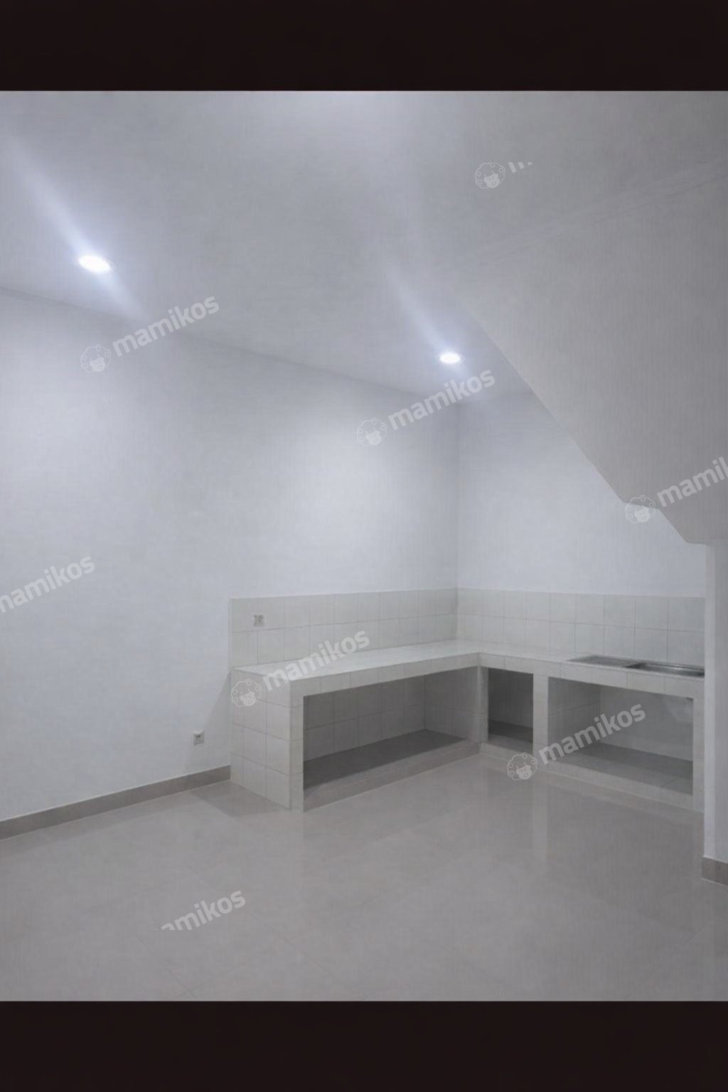 Rumah Sertifikat SHM 4 Kamar Tidur 3 Kamar Mandi Citra Garden Jakarta Barat - Photo 5