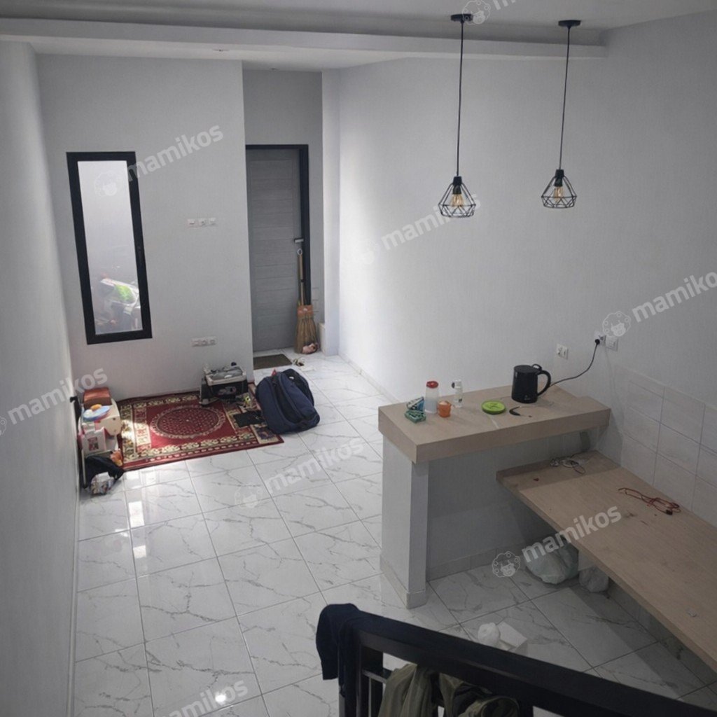 Rumah 2 Kamar Tidur 2 Kamar Mandi 2 Lantai Condet Jakarta Timur - Photo 3