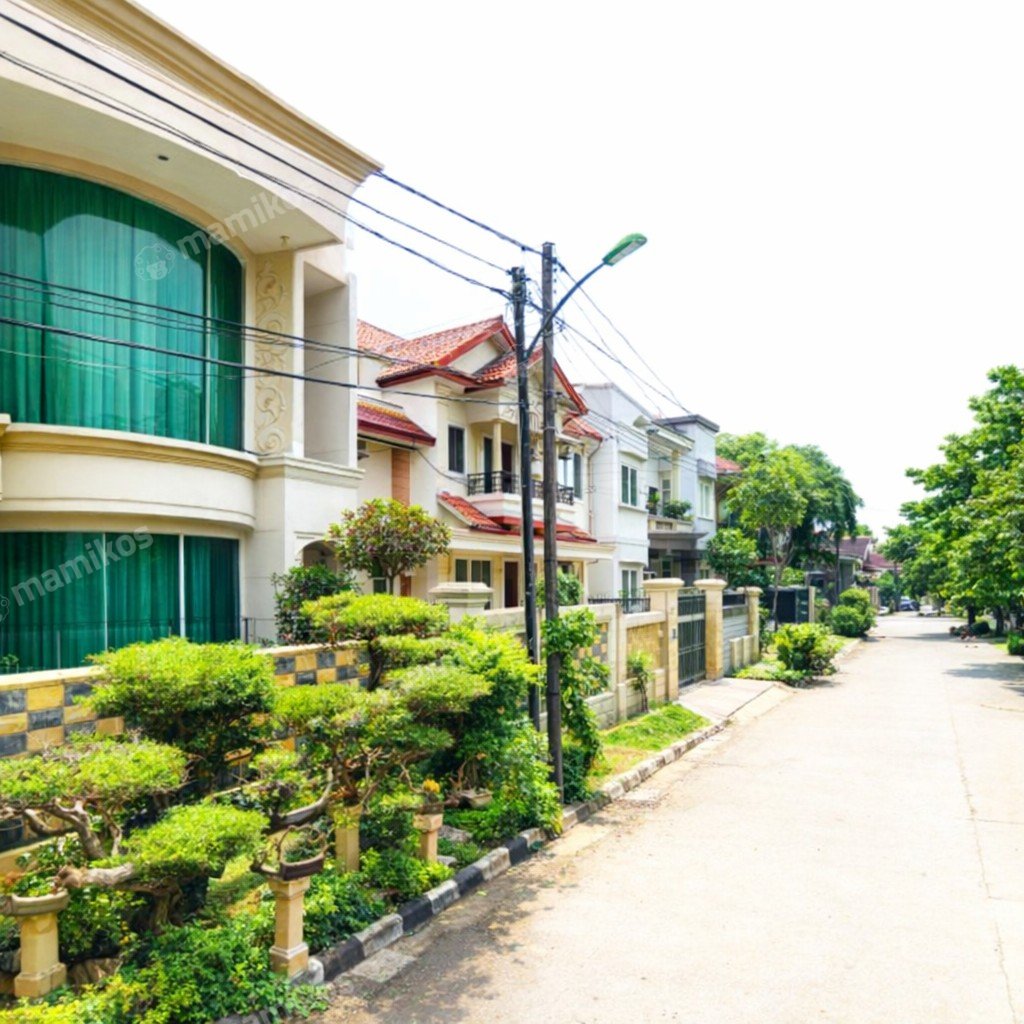 Rumah Sertifikat SHM 4 Kamar Tidur 4 Kamar Mandi Green Ville Jakarta Barat - Photo 3