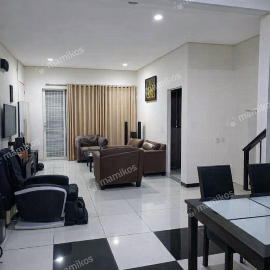 Rumah Sertifikat SHM 5 Kamar Tidur 4 Kamar Mandi Green Lake City Jakarta Barat - Photo 3