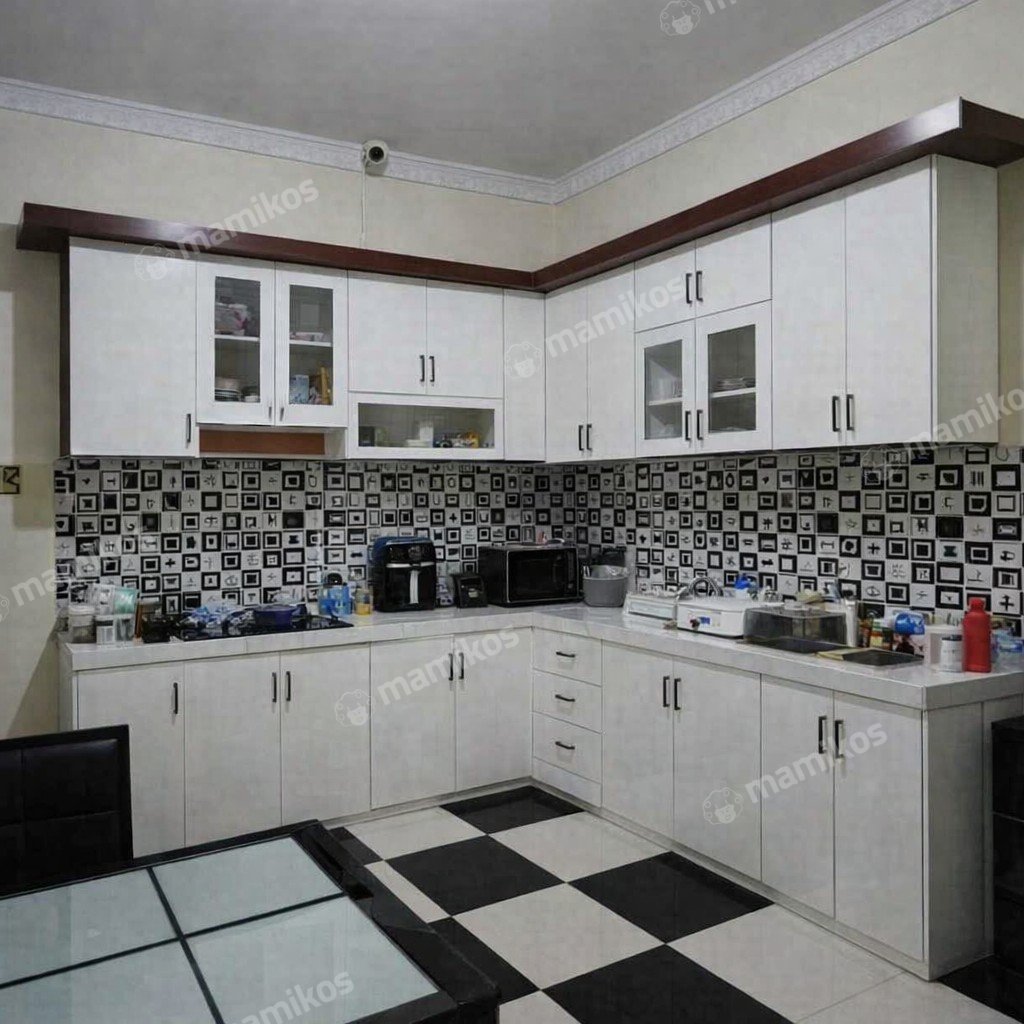 Rumah Sertifikat SHM 5 Kamar Tidur 4 Kamar Mandi Green Lake City Jakarta Barat - Photo 4