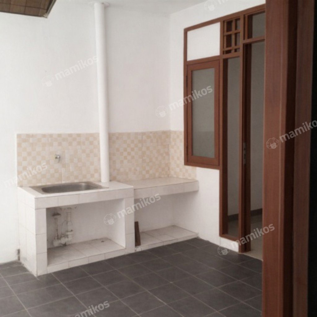 Rumah Sertifikat SHM 3 Kamar Tidur 2 Kamar Mandi Taman Palem Jakarta Barat - Photo 2