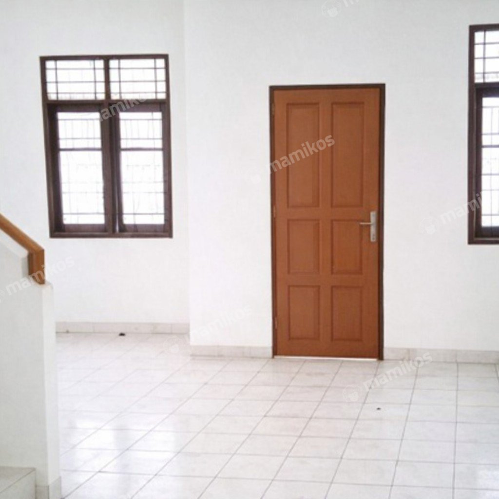 Rumah Sertifikat SHM 3 Kamar Tidur 2 Kamar Mandi Taman Palem Jakarta Barat - Photo 3