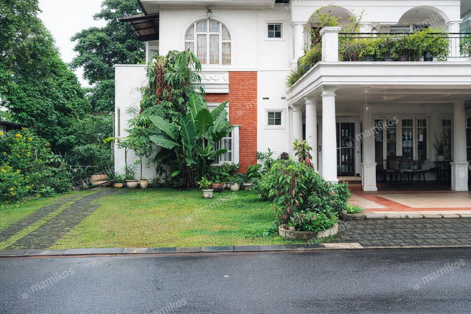 Rumah Sertifikat SHM 5 Kamar Tidur 4 Kamar Mandi Kota Wisata Jakarta Timur