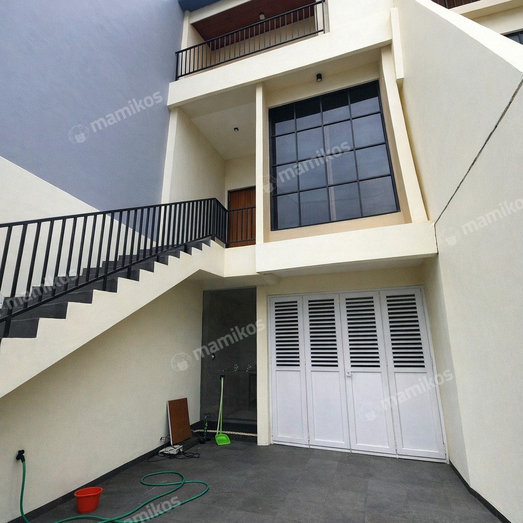 Rumah Sertifikat SHM 4 Kamar Tidur 3 Kamar Mandi Tomang Jakarta Barat - Photo 3