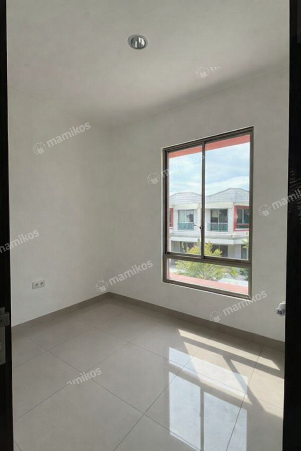 Rumah Sertifikat SHM 2 Kamar Tidur 3 Kamar Mandi Pantai Indah Kapuk Jakarta Utara - Photo 3