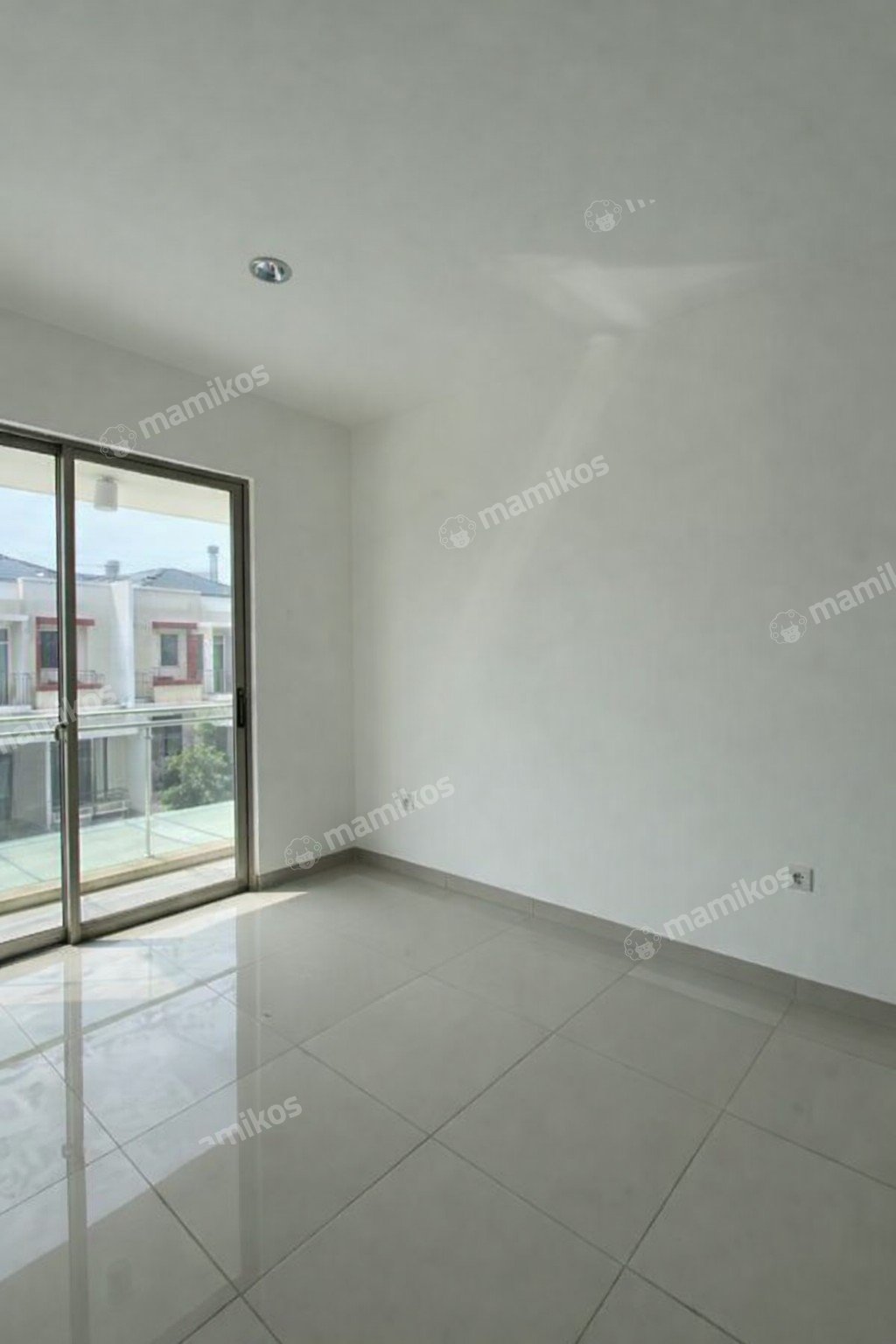 Rumah Sertifikat SHM 2 Kamar Tidur 3 Kamar Mandi Pantai Indah Kapuk Jakarta Utara - Photo 5