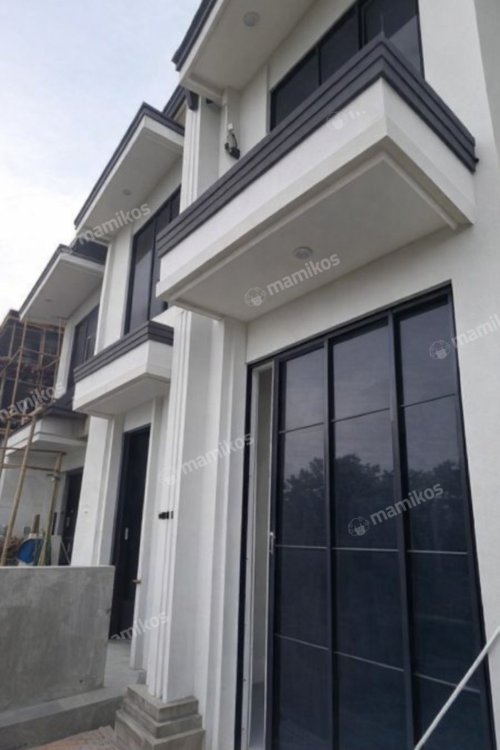 Rumah Sertifikat SHM 2 Kamar Tidur 3 Kamar Mandi Taman Ratu Jakarta Barat - Photo 4