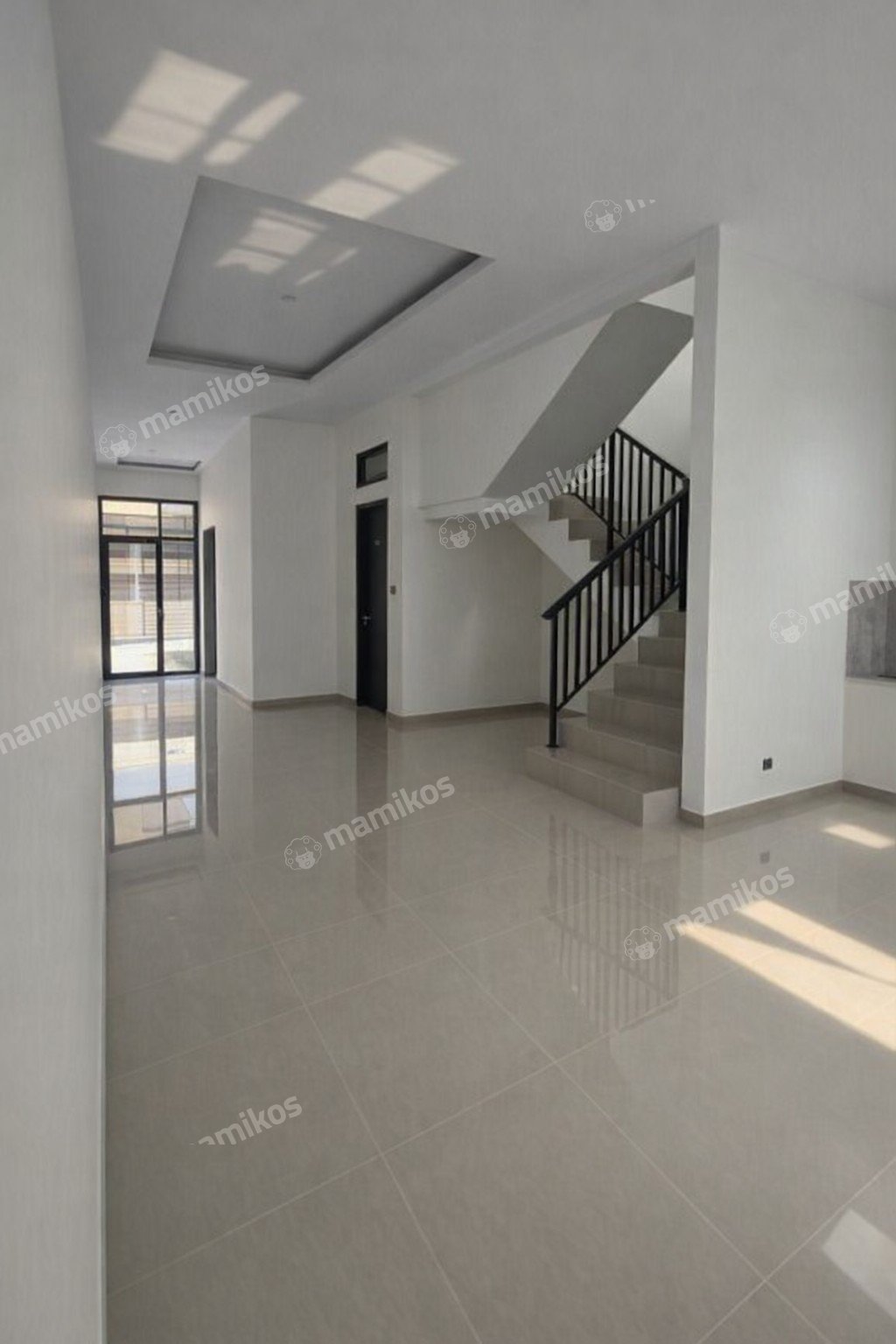 Rumah Sertifikat SHM 3 Kamar Tidur 3 Kamar Mandi Kav DKI Jakarta Barat - Photo 2