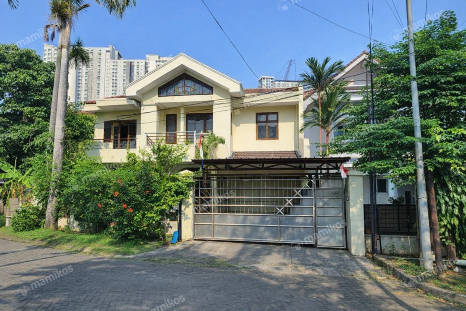 Rumah 4KT 2KM Kebon Jeruk Jakarta Barat