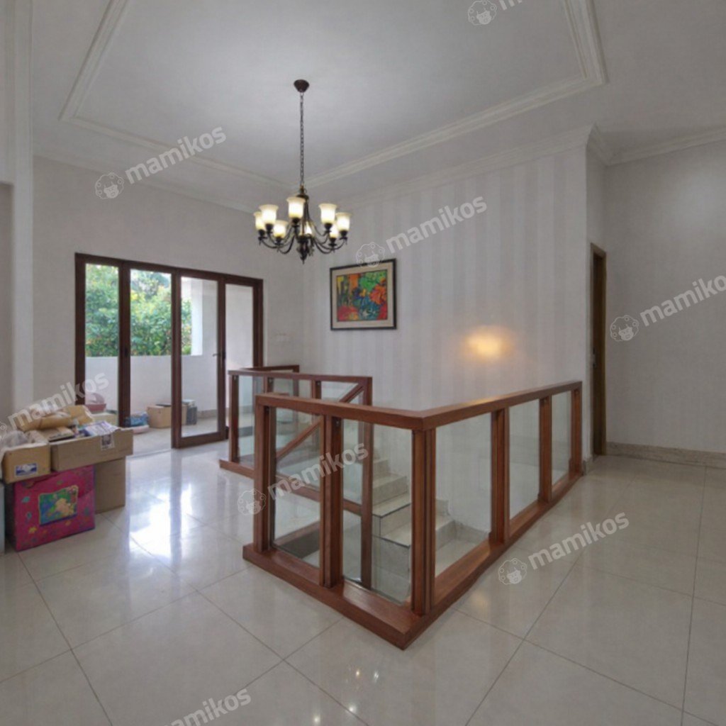 Rumah Sertifikat SHM 8 Kamar Tidur 6 Kamar Mandi Radio Dalam Jakarta Selatan - Photo 2