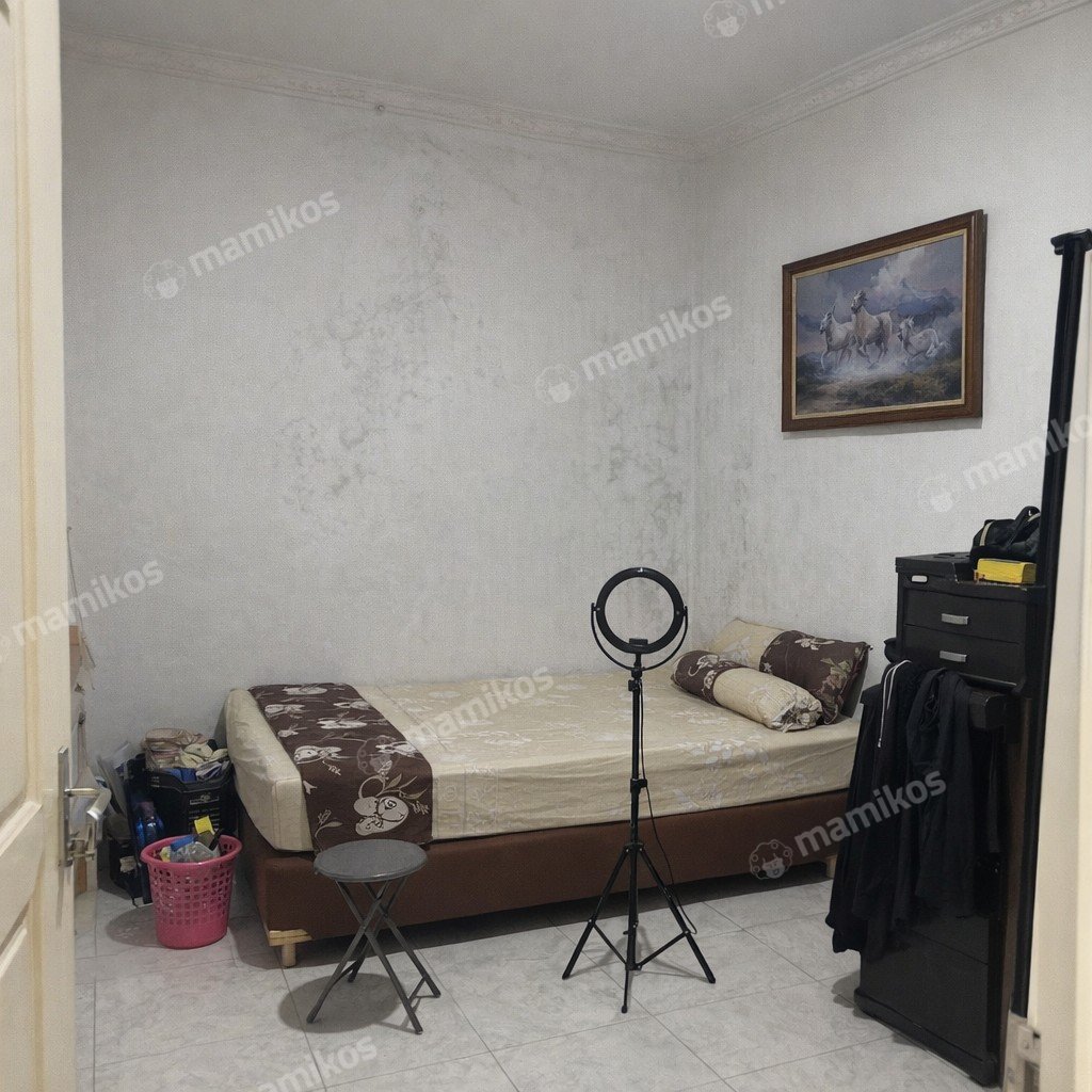 Rumah Sertifikat SHM 4 Kamar Tidur 2 Kamar Mandi Duri Kosambi Jakarta Barat - Photo 4