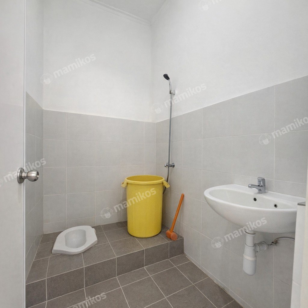 Rumah 3 Kamar Tidur 3 Kamar Mandi 2 Lantai Kayu Putih Jakarta Timur - Photo 4