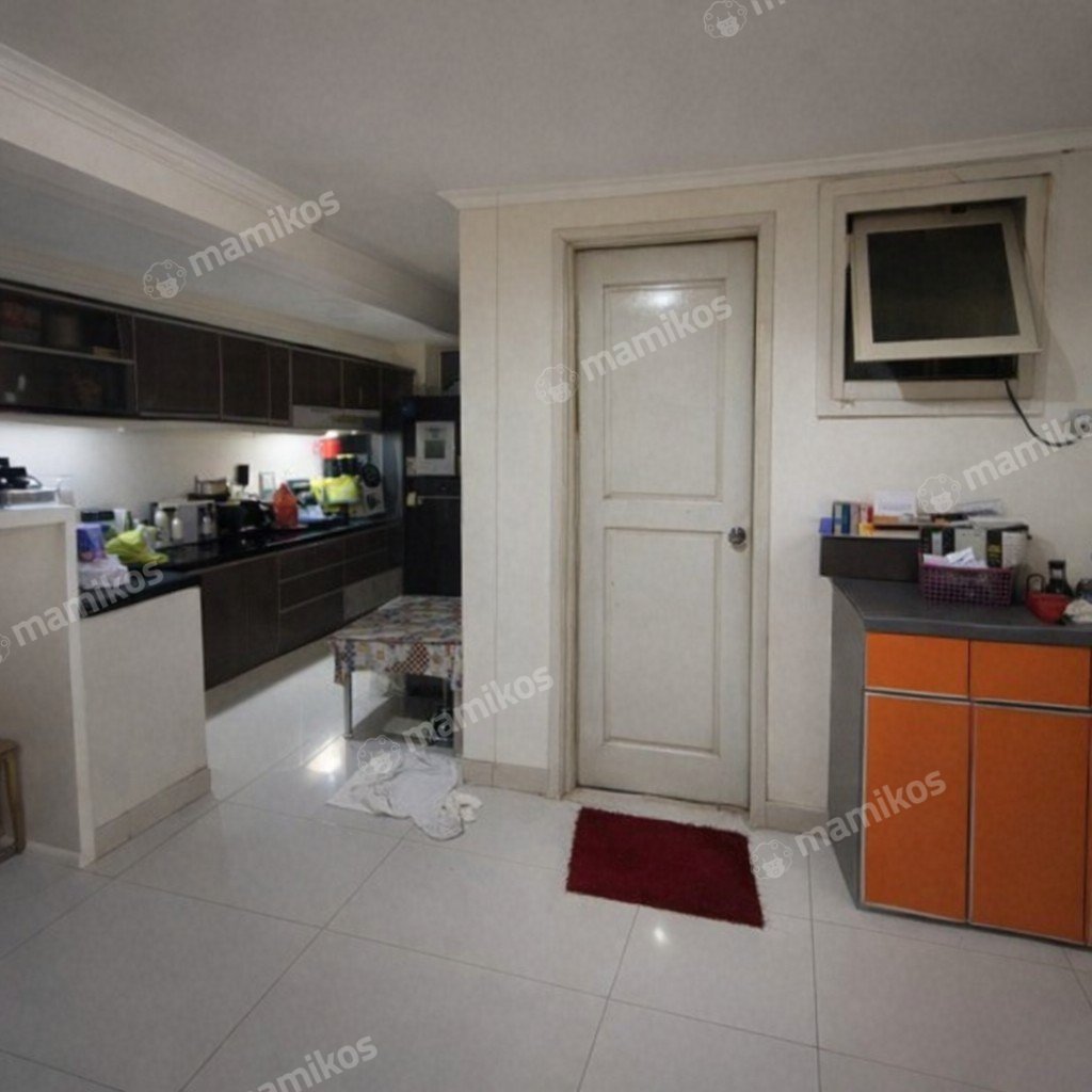 Rumah Sertifikat SHM 4 Kamar Tidur 4 Kamar Mandi Pantai Indah Kapuk Jakarta Utara - Photo 4