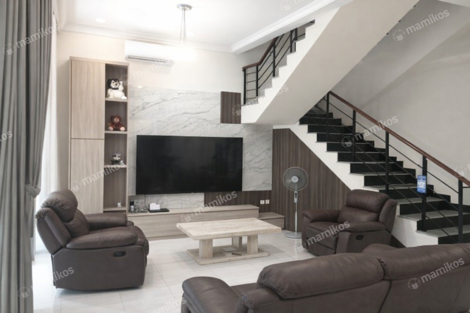 Rumah Sertifikat HGB 5 Kamar Tidur 6 Kamar Mandi Green garden Jakarta Barat - Photo 2