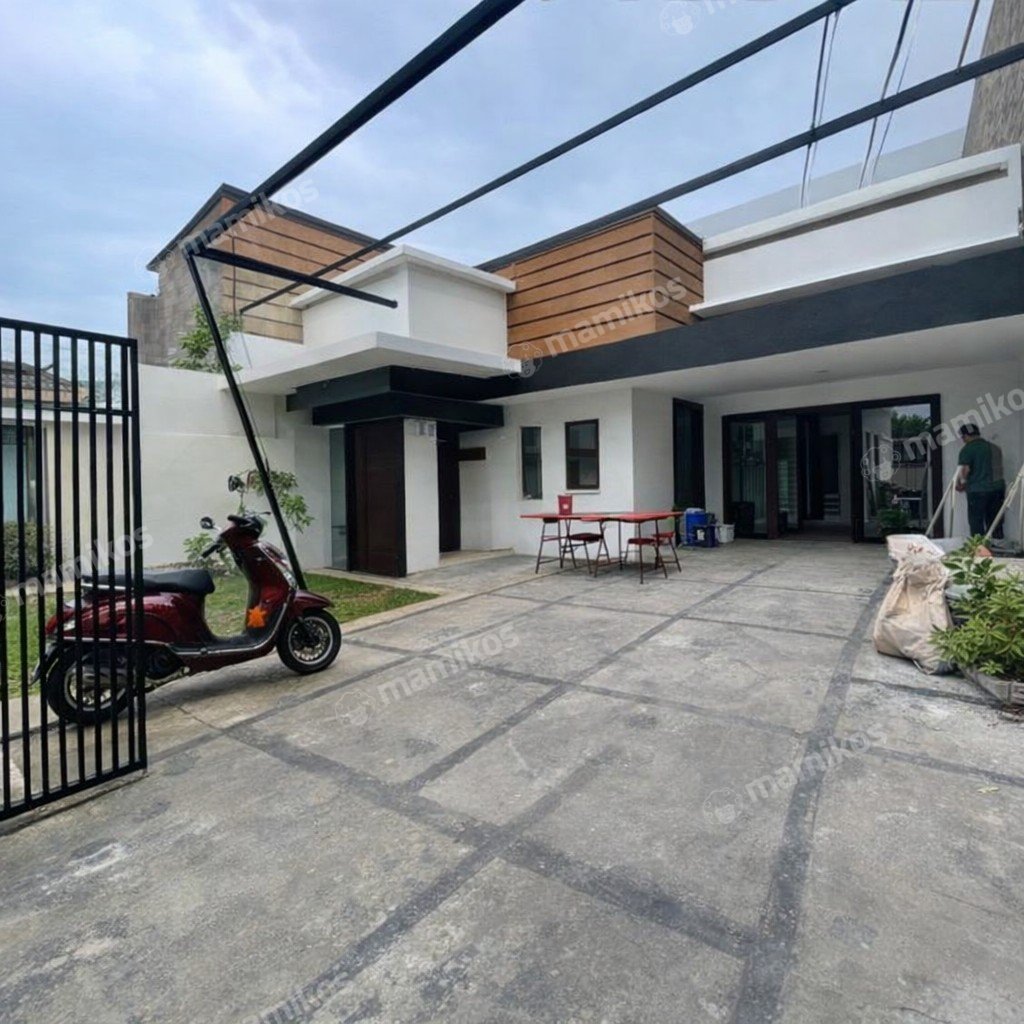 Rumah Sertifikat SHM 5 Kamar Tidur 4 Kamar Mandi Kebayoran Baru Jakarta Selatan - Photo 2