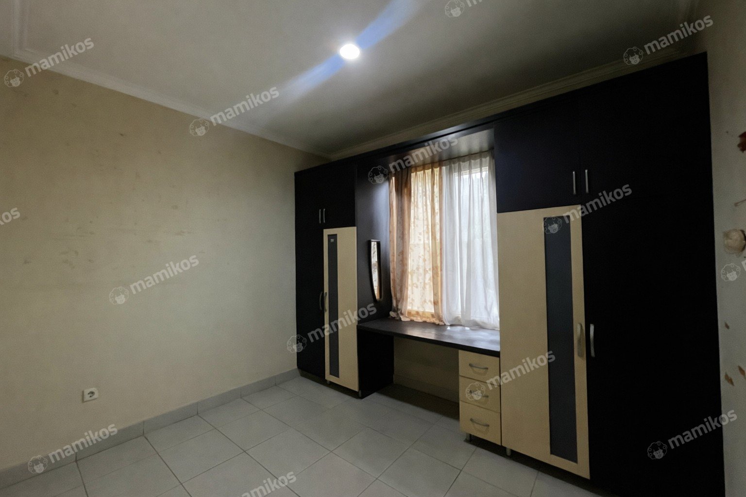 Rumah Sertifikat SHM 4 Kamar Tidur 3 Kamar Mandi Pantai Indah Kapuk Jakarta Utara - Photo 3