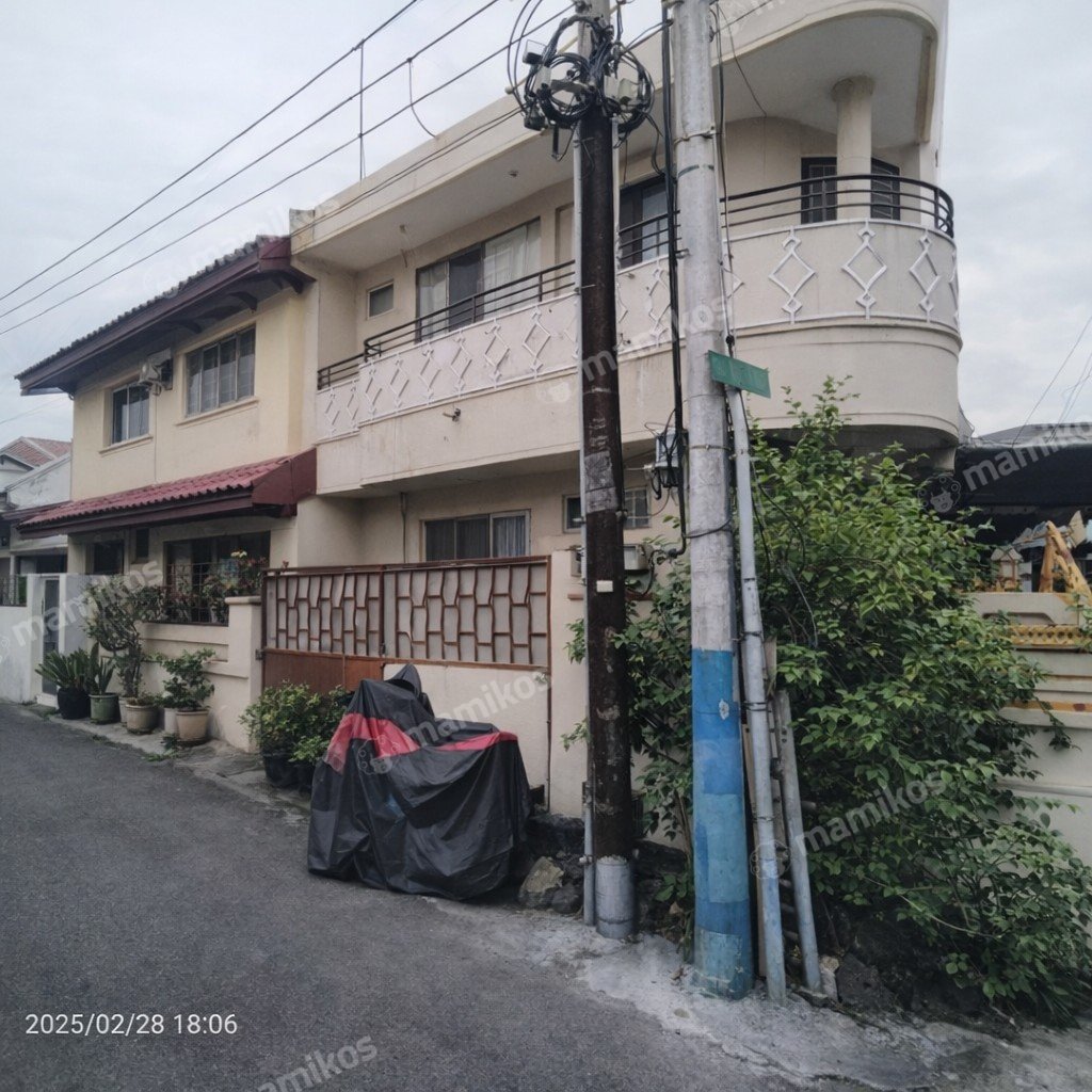 Rumah Sertifikat SHM 6 Kamar Tidur 3 Kamar Mandi Pulo Gadung Jakarta Timur - Photo 2