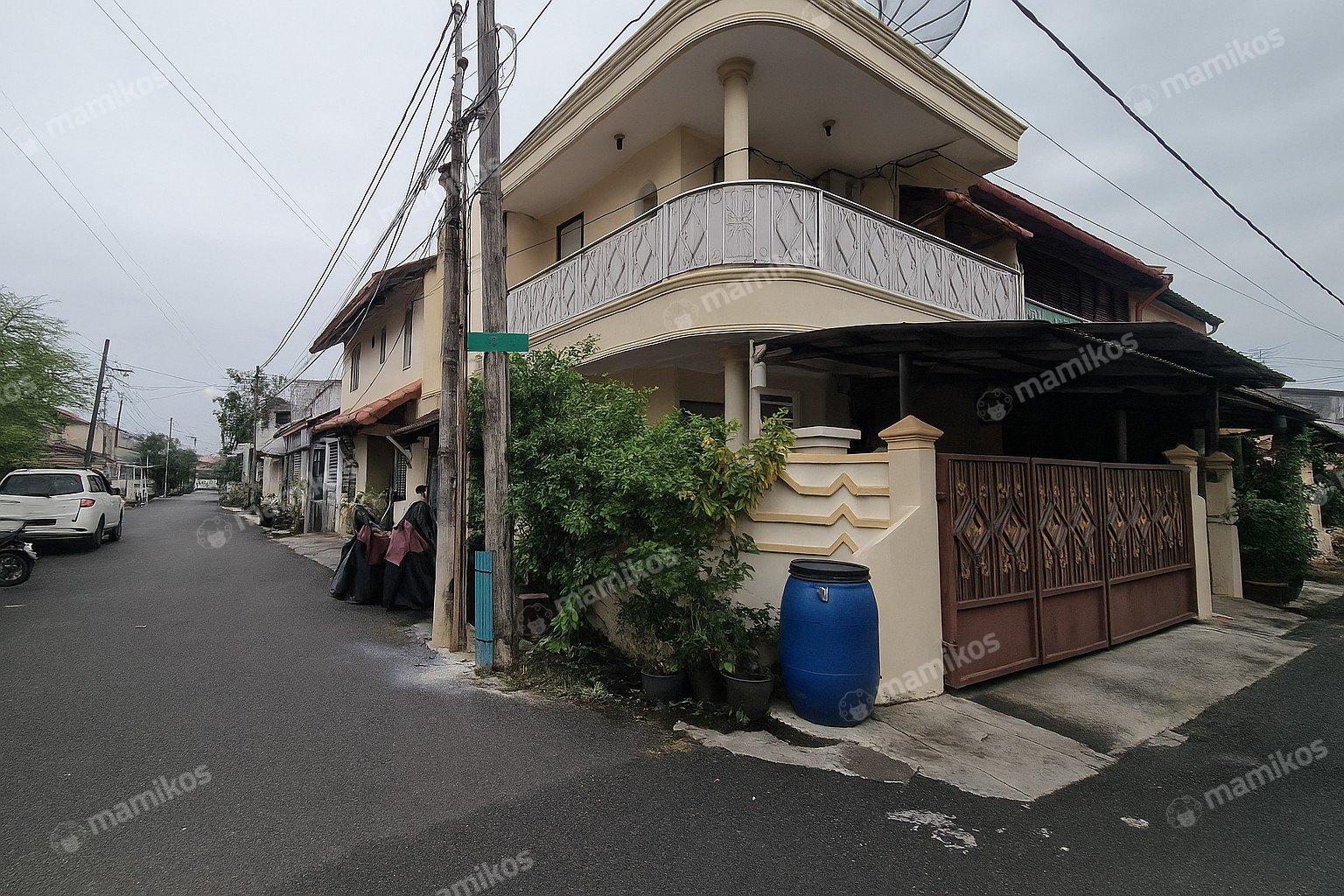 Rumah Sertifikat SHM 6 Kamar Tidur 3 Kamar Mandi Pulo Gadung Jakarta Timur - Photo 3