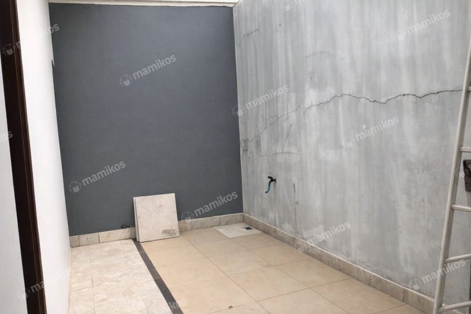 Rumah Sertifikat SHM 2 Kamar Tidur 2 Kamar Mandi Taman Surya Jakarta Barat