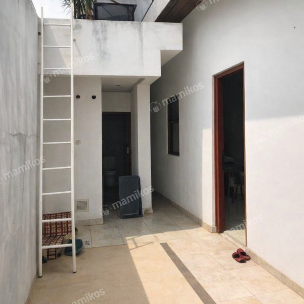 Rumah Sertifikat SHM 2 Kamar Tidur 2 Kamar Mandi Taman Surya Jakarta Barat - Photo 2