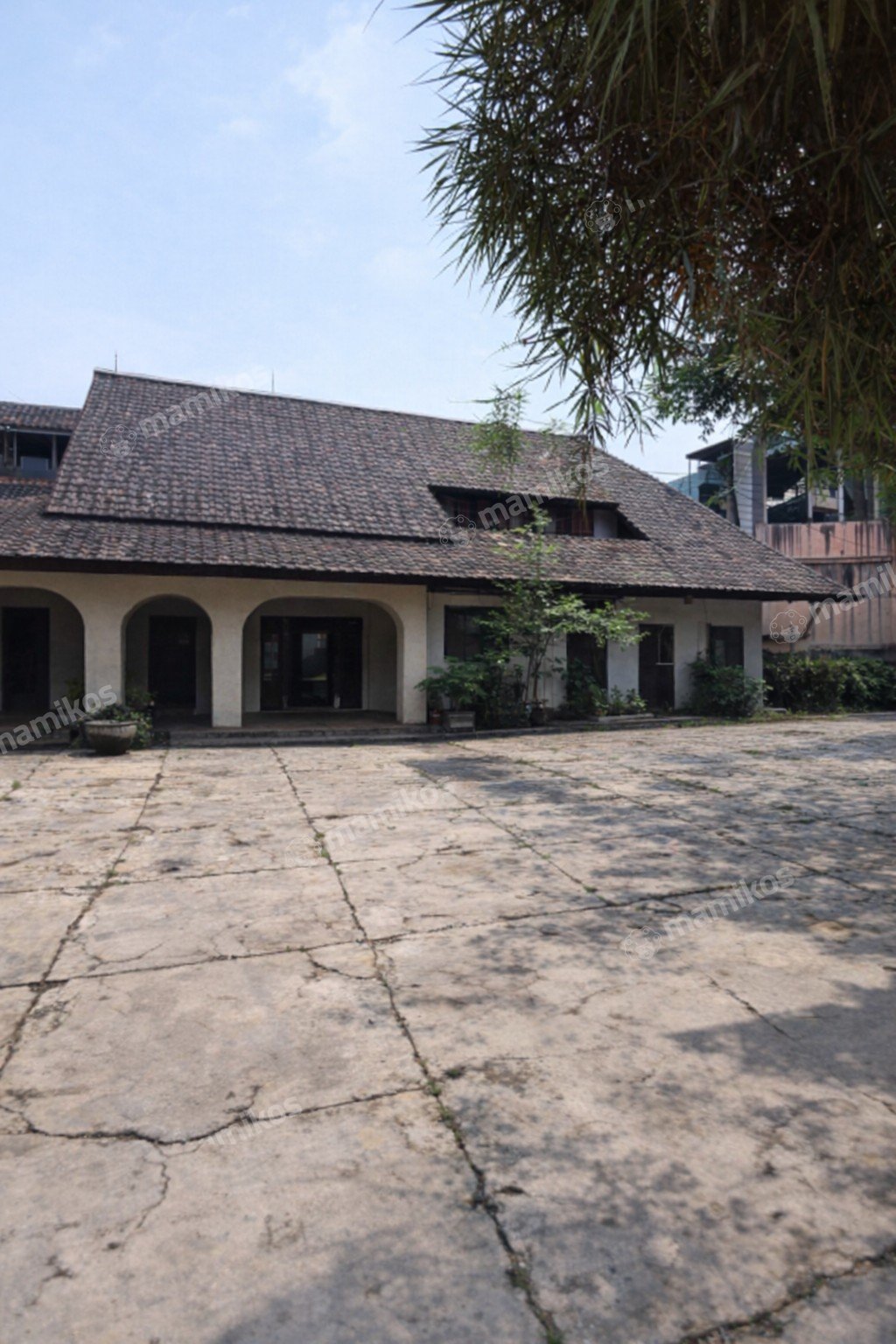 Rumah Sertifikat SHM 7 Kamar Tidur 4 Kamar Mandi Lebak Bulus Jakarta Selatan - Photo 3