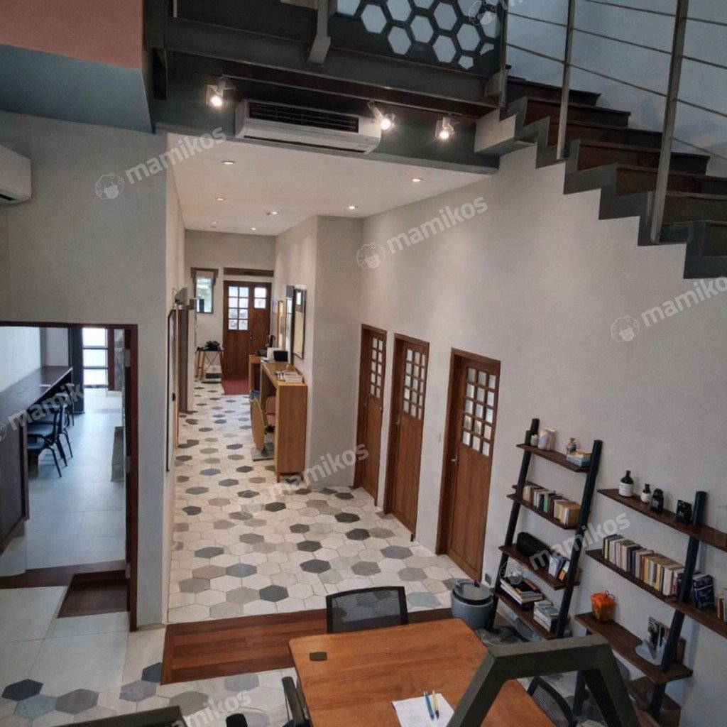 Rumah 3 Kamar Tidur 2 Kamar Mandi 3 Lantai Kebayoran Baru Jakarta Selatan - Photo 3