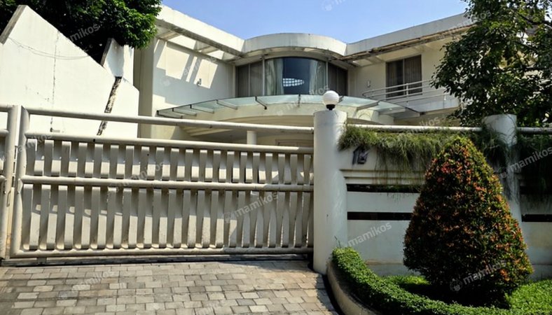 Rumah 3KT 4KM Pondok Indah Jakarta Selatan