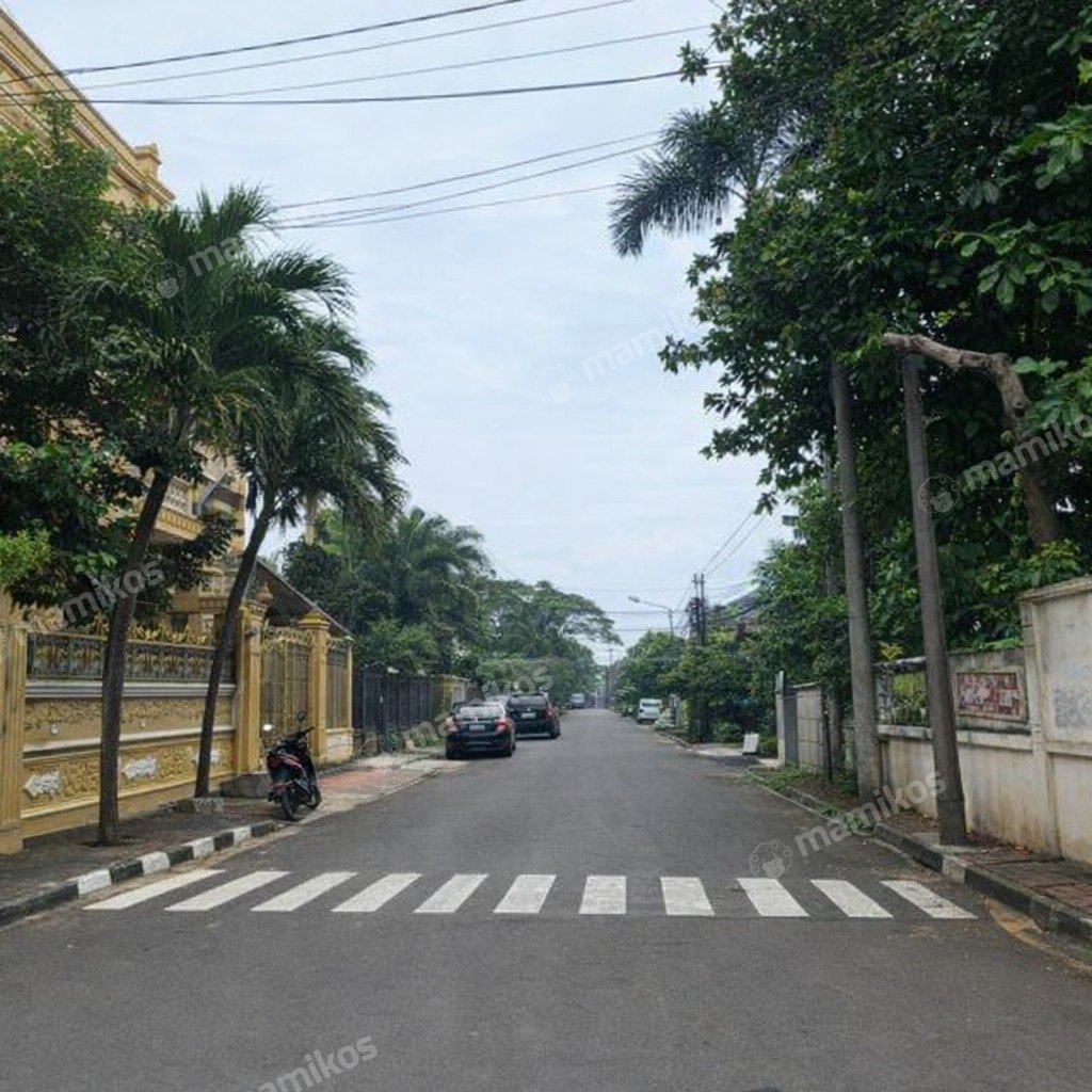 Rumah Sertifikat SHM 5 Kamar Tidur 5 Kamar Mandi Kelapa Gading Jakarta Utara - Photo 2