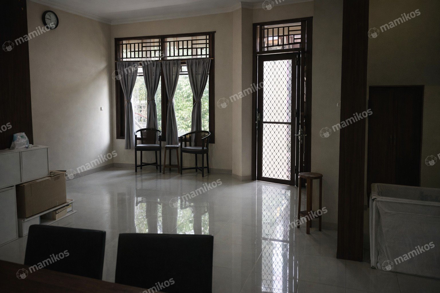 Rumah Sertifikat SHM 5 Kamar Tidur 3 Kamar Mandi Jatinegara Jakarta Timur - Photo 3