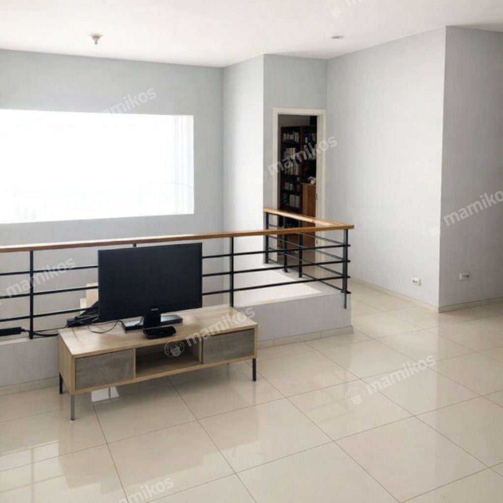 Rumah Sertifikat SHM 3 Kamar Tidur 4 Kamar Mandi Raffles Hills Jakarta Timur - Photo 2