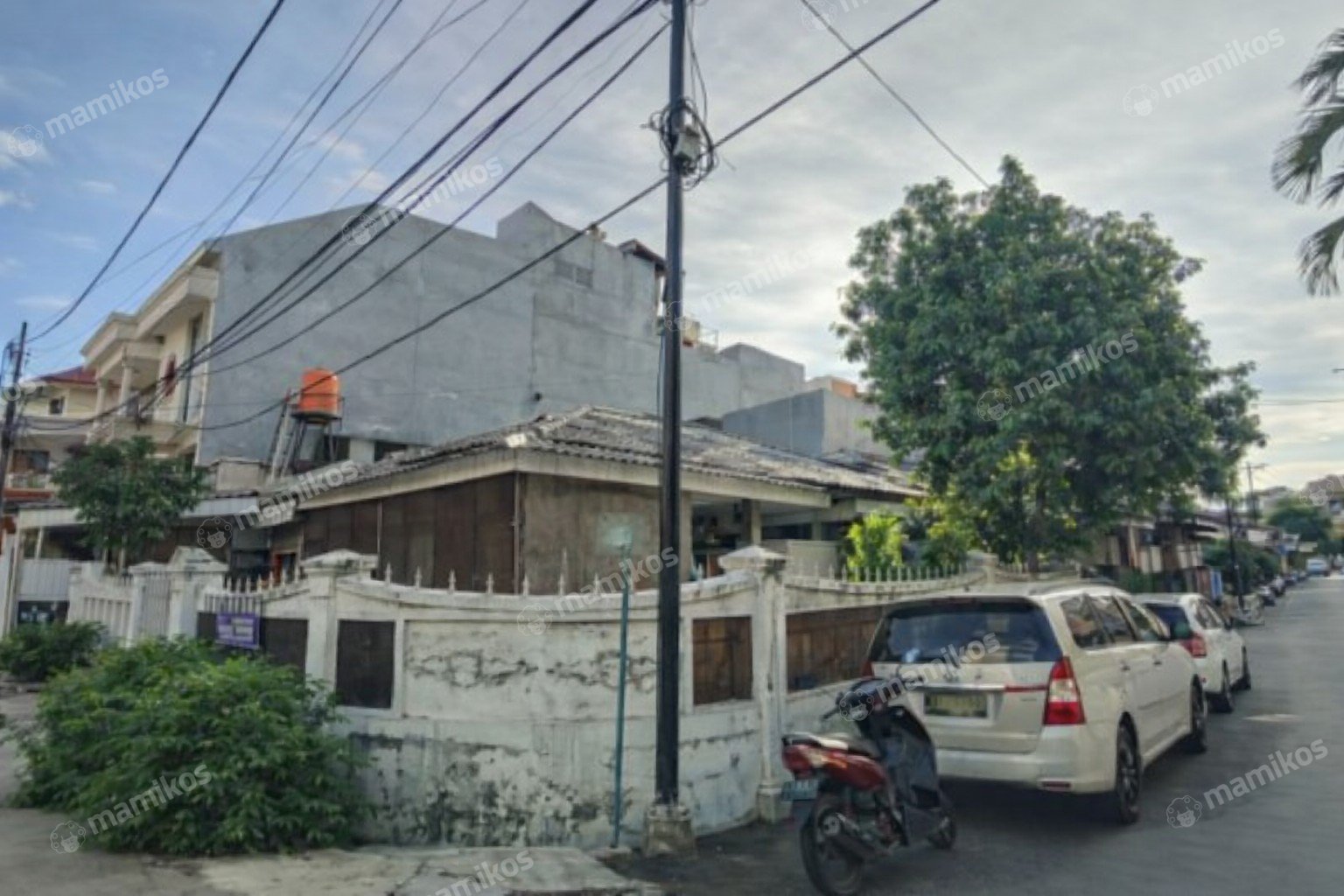 Rumah Sertifikat SHM 3 Kamar Tidur 2 Kamar Mandi Kelapa Gading Jakarta Utara - Photo 4