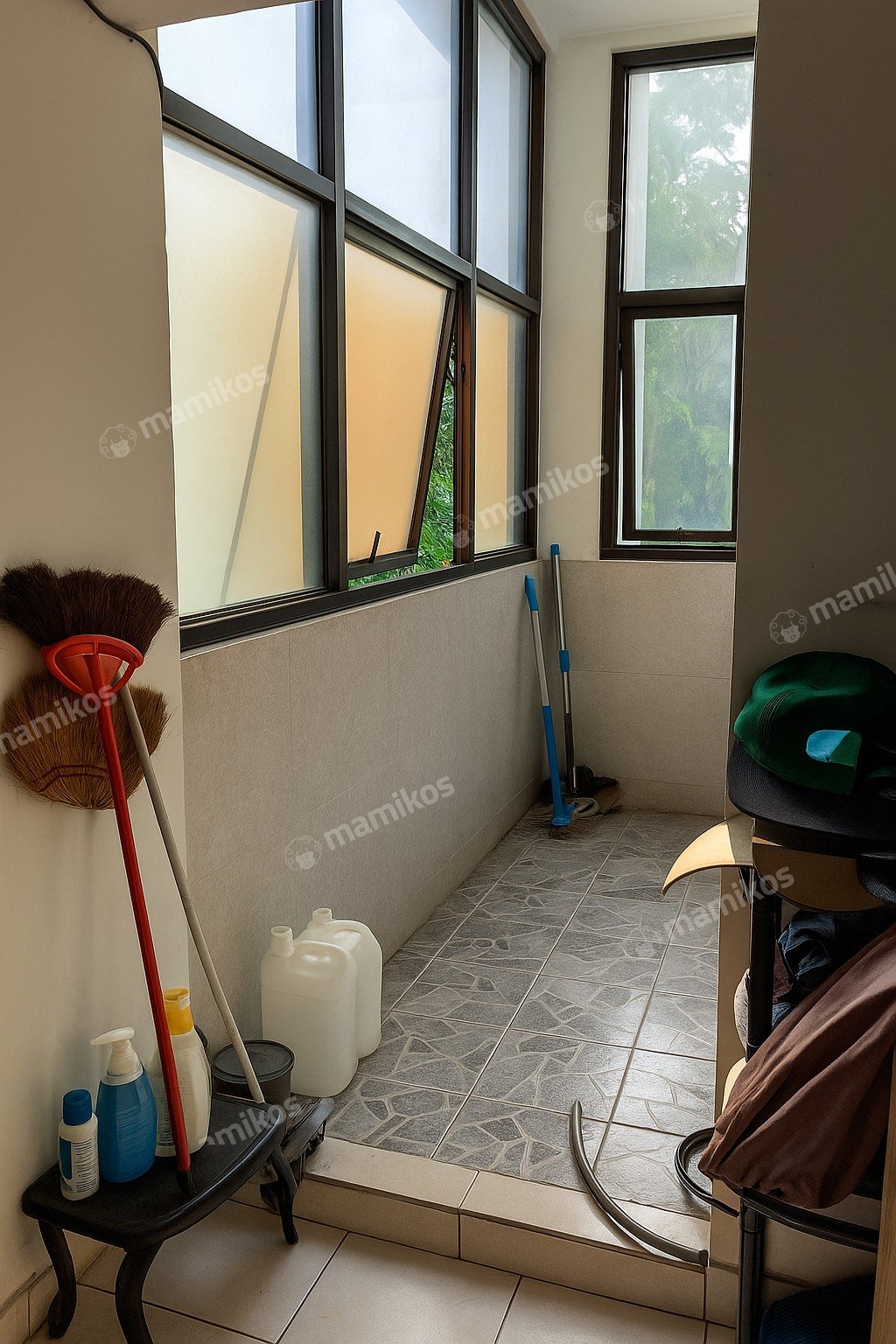 Rumah Sertifikat SHM 4 Kamar Tidur 2 Kamar Mandi Kelapa Gading Jakarta Utara - Photo 2
