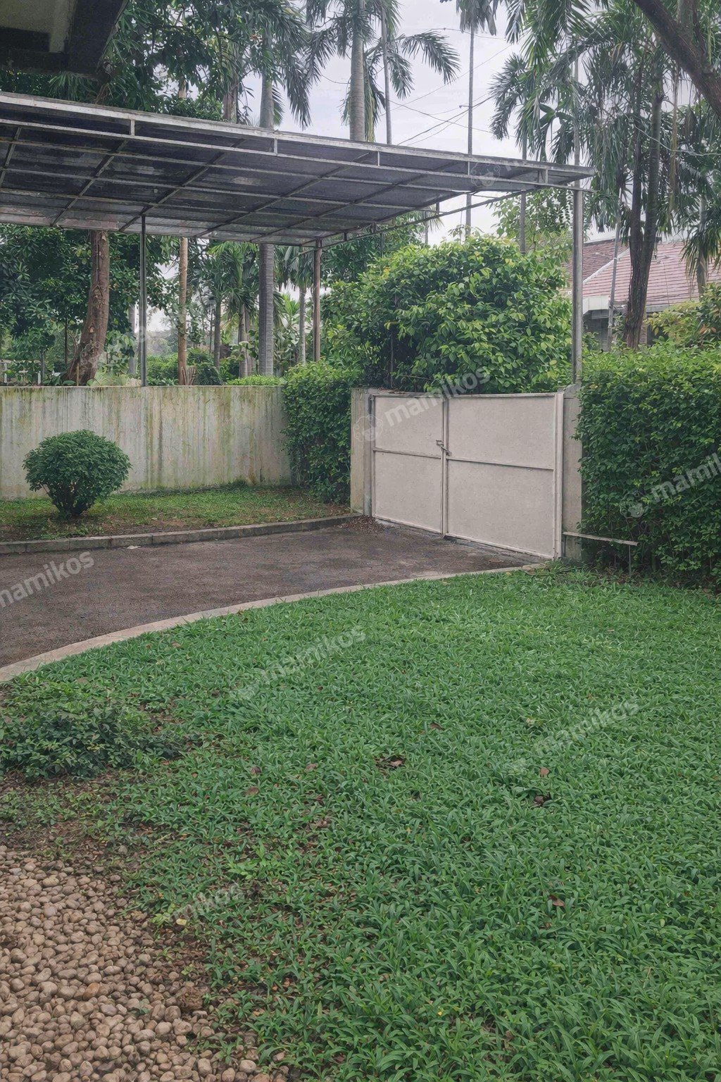 Rumah Sertifikat SHM 6 Kamar Tidur 4 Kamar Mandi Duren Sawit Jakarta Timur - Photo 2