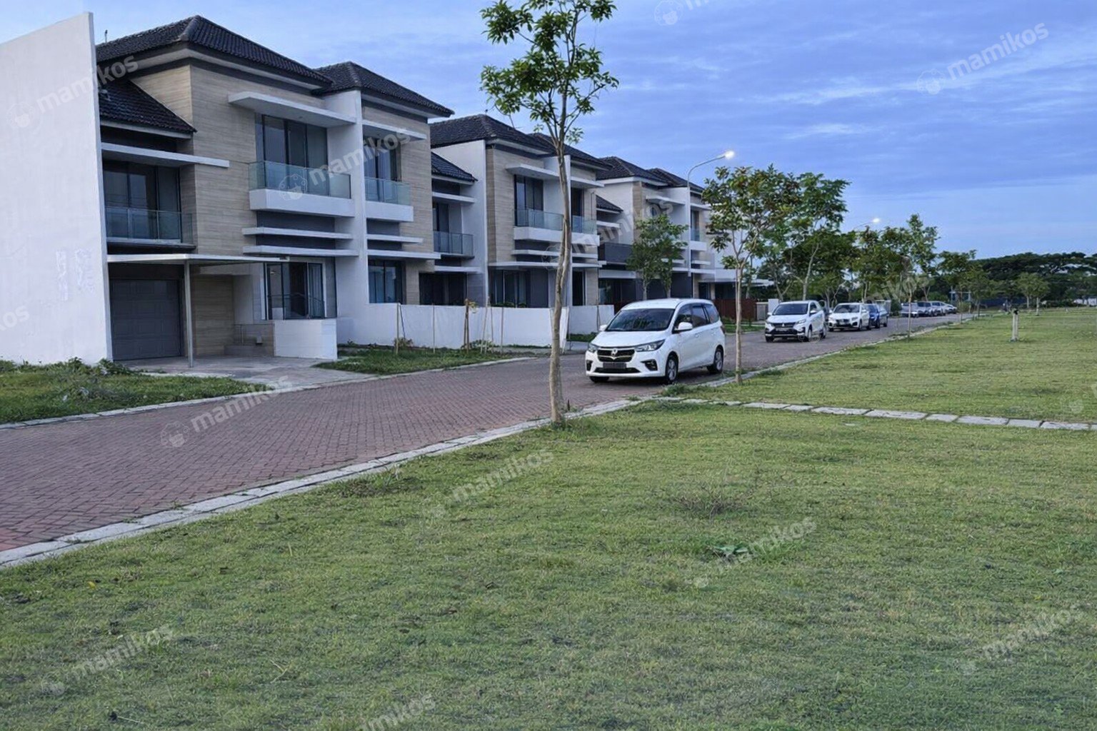 Rumah Sertifikat PPJB 3 Kamar Tidur 3 Kamar Mandi Pantai Indah Kapuk Jakarta Utara