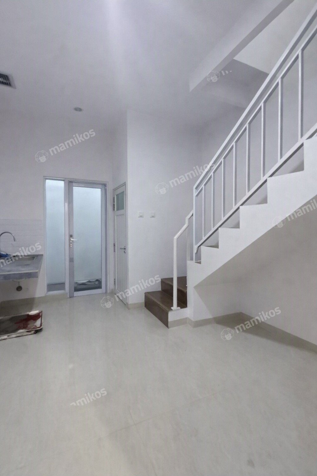 Rumah Sertifikat SHM 2 Kamar Tidur 3 Kamar Mandi Sunter Jakarta Utara - Photo 5