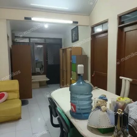 Rumah Sertifikat SHM 3 Kamar Tidur 2 Kamar Mandi Citraland Surabaya - Photo 2