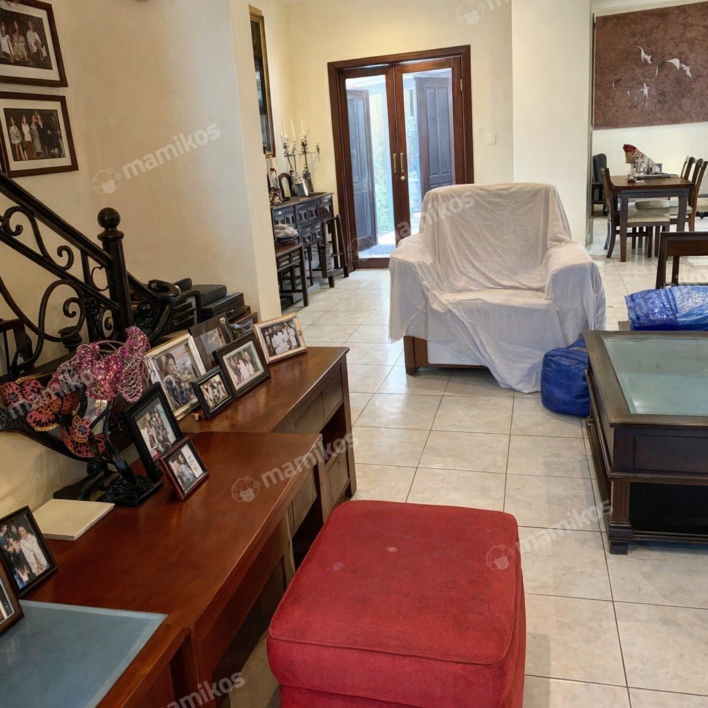 Rumah Sertifikat SHM 3 Kamar Tidur 4 Kamar Mandi Pondok Indah Jakarta Selatan - Photo 2