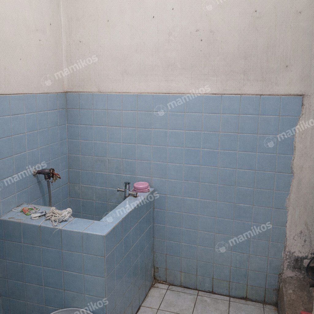 Rumah Sertifikat SHM 3 Kamar Tidur 1 Kamar Mandi Tanjung Duren Jakarta Barat - Photo 3