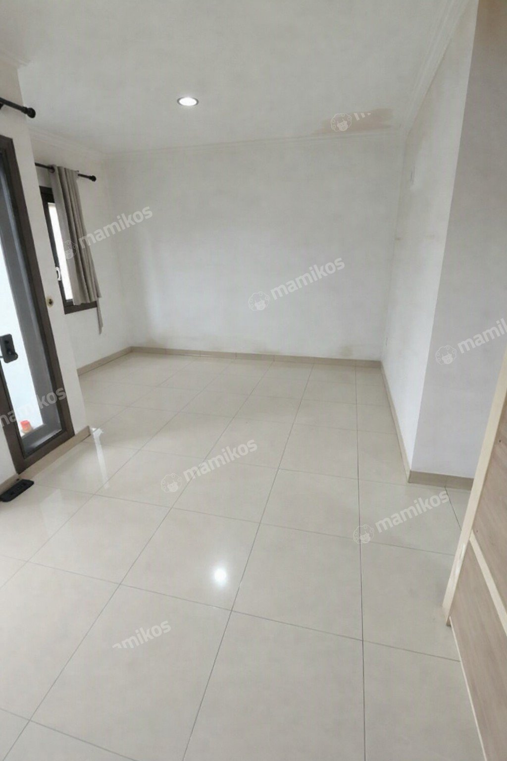 Rumah Sertifikat SHM 4 Kamar Tidur 3 Kamar Mandi Kelapa Gading Jakarta Utara - Photo 2