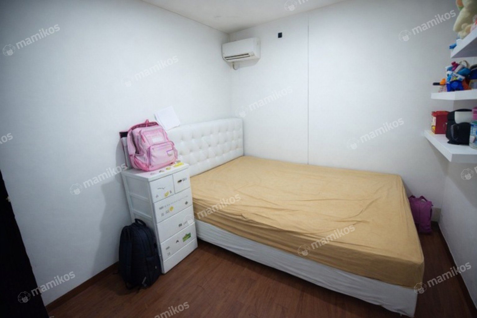 Rumah 9 Kamar Tidur 4 Kamar Mandi 4 Lantai Citra Garden Jakarta Barat - Photo 5