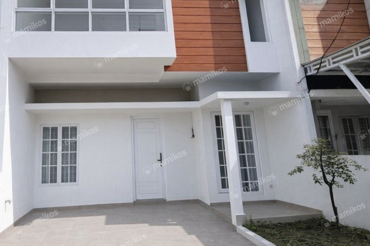 Rumah Sertifikat SHM 4 Kamar Tidur 4 Kamar Mandi Lebak Bulus Jakarta Selatan